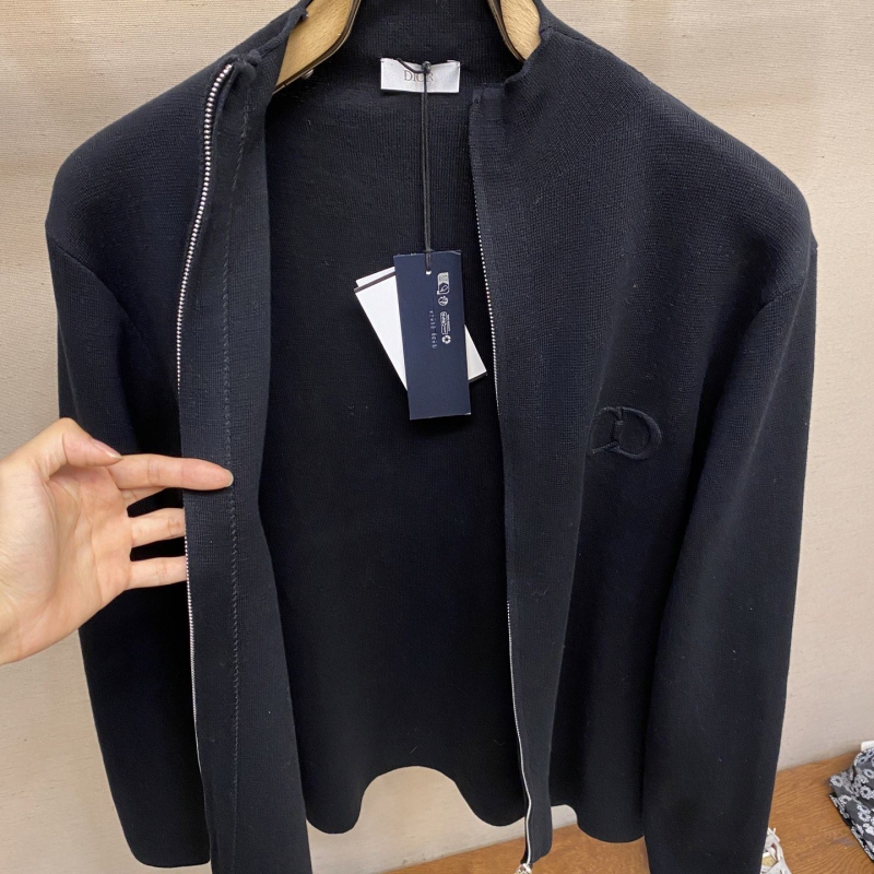 chr1st1an D10r sweaters